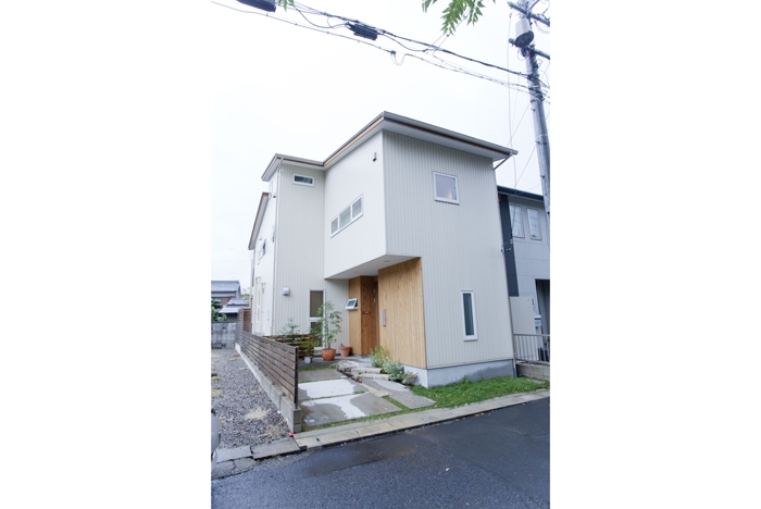 小さいけど居場所のたくさんある家